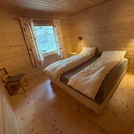 By Lenefjorden, Boat And Bed Linen Included *
