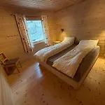 By Lenefjorden, 50hp Boat And Bed Linen Included *